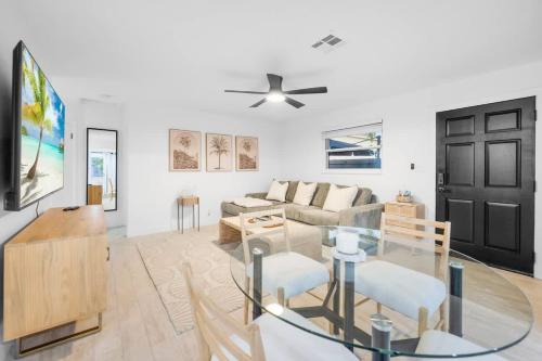 Gallery image of Tropical WaterFront Oasis in Dania Beach