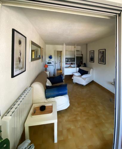 Studio avec vue port, piscine & parking privé