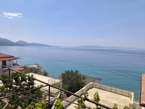 Gallery image of Q Bay Apartments in Qeparo
