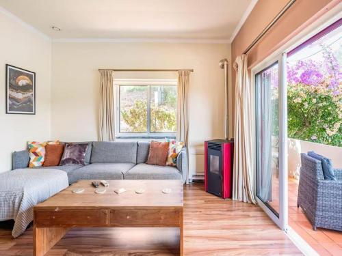 Posezení v ubytování Country house with private pool near Silves