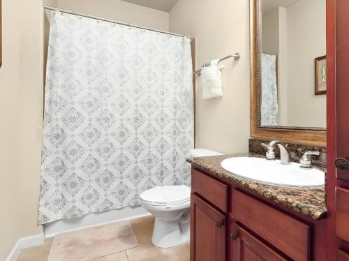 A Charming home nearby Disney photo 13