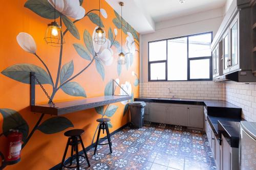 Kuchyň nebo kuchyňský kout v ubytování RedDoorz Plus near Mall Slipi Jaya