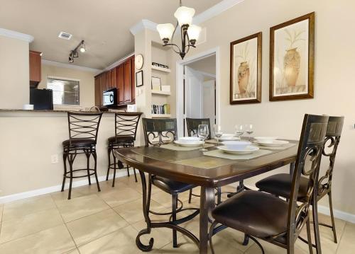 A Charming home nearby Disney photo 11