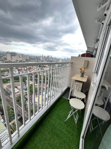 Μπαλκόνι ή βεράντα στο Cozy1BR condo in Mezza 2 Qc with wifi and netflix