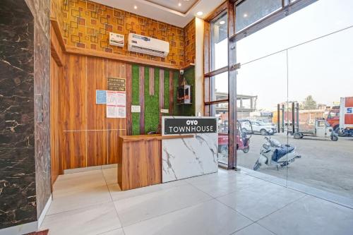 Gallery image of Townhouse Sky in Ludhiana