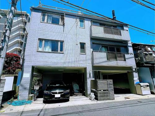 The building in which Az apartmant is located