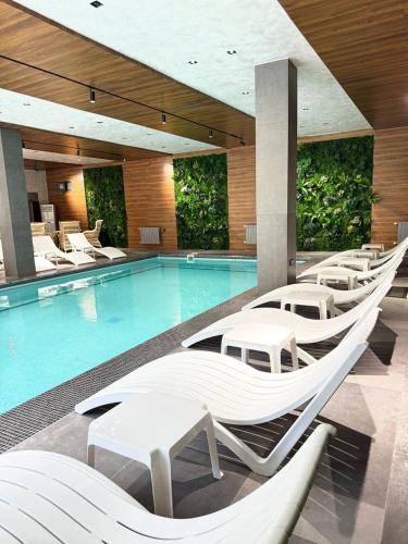 Bazén v ubytování Gulkam Resort nebo v jeho okolí