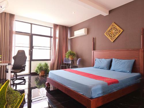 Ένα ή περισσότερα κρεβάτια σε δωμάτιο στο Old Spice 4 Downtown Serenity Luxurious Oasis BKK