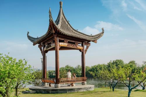 Un jardín fuera de Hyatt Regency Huangshan Hengjiangwan