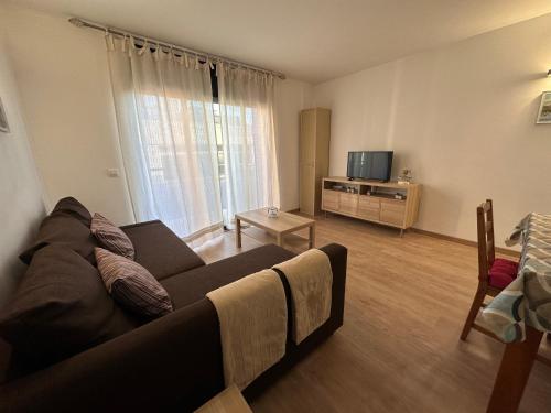 PIS AMB PARQUING AL CENTRE DE PALAMóS