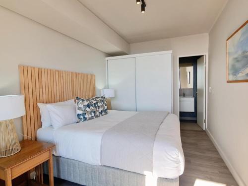 Katil atau katil-katil dalam bilik di Ocean Delight - Mossel Cove Unit 203