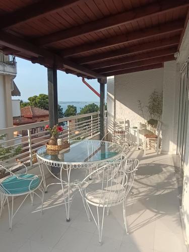 Seaview Moments Aretsou