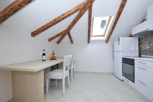 Kuchyň nebo kuchyňský kout v ubytování Adriatic Residence