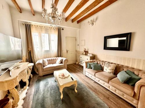 Spectacular 2-story single-family home
