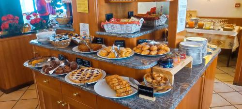 Jídlo v hotelu nebo okolí