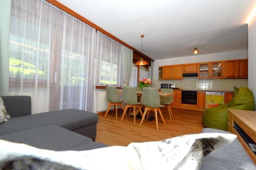 Kuchyň nebo kuchyňský kout v ubytování Residence Albierch