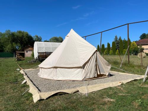 Fotografie z fotogalerie ubytování Campingul Apusenilor v destinaci Şuncuiuş