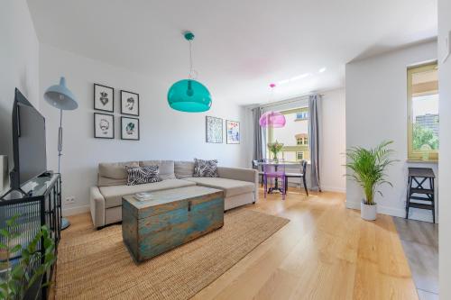 Μια τηλεόραση ή/και κέντρο ψυχαγωγίας στο Loved Up Sea Home