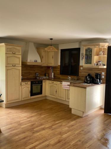 Η κουζίνα ή μικρή κουζίνα στο La maison du soleil