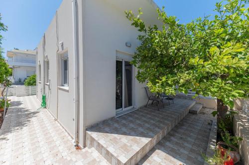 Kira's House Rhodes Town