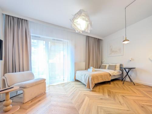 Czysta Chic Harmony Studio by BookingHost