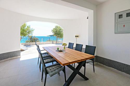 Family-friendly apartments with swimming pool Zecevo Rtic, Rogoznica - 8366
