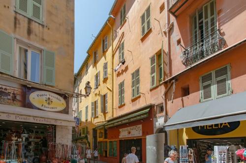 #3 Staywizus - Mascoinat 1BDR Old Town, near beach Fan & WIFI