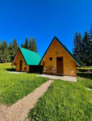 Budova, kde se chata nachází