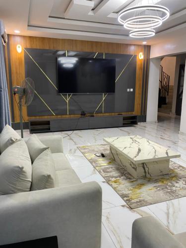 2 bedroom duplex apartment