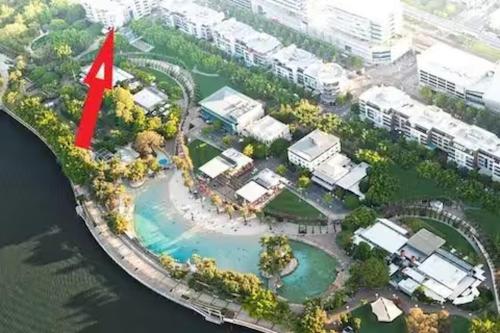 Πισίνα στο ή κοντά στο Wild Luxe Apt - Southbank & Fast WiFi, Parking
