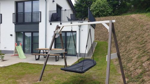 Κήπος έξω από το diemelblick acht - Ferienhaus für 6 Personen mit Sauna, Garten und Dachterrasse - Wäschepakete inklusive!