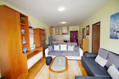 Holiday apartment Julije