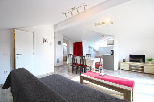 Apartments Tamara 2397