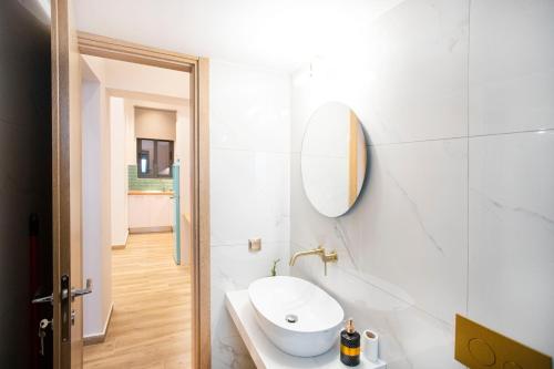 The New Flat 183 - Ground floor, fully renovated