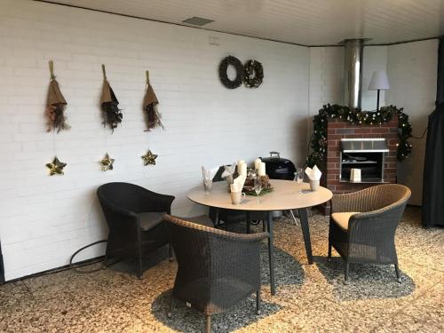 Φωτογραφία από το άλμπουμ του Inselblume 82 - Bungalow am Südstrand mit Meerblick σε Burgtiefe auf Fehmarn 