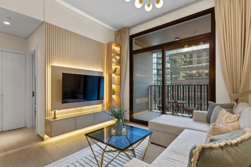 Art-Inspired 1 Bedroom in Wilton Terraces
