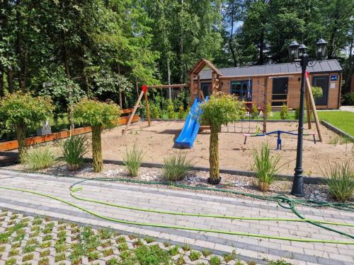 Domki Wakacyjne "Morskie Wrota"Karwieńskie Błota