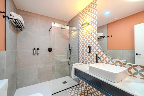 ITC Madrid by Soho Boutique photo 11