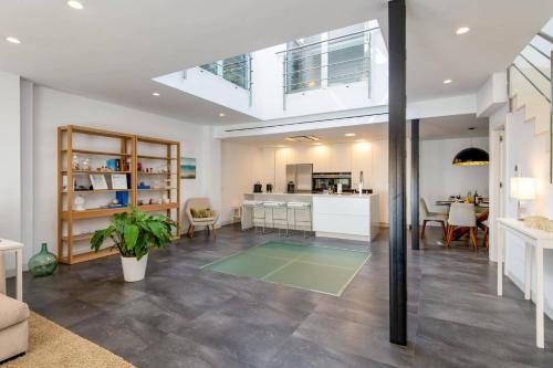 Villa Casa Parras by Villa Plus