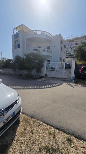 Villa A & A