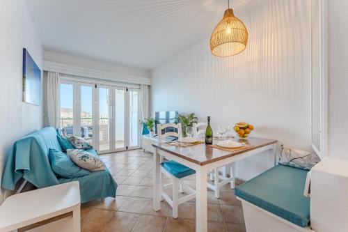 Ocean View - 1 Bedroom Apartment in Los Cristianos