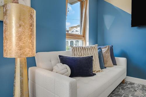 Golden View-Wyndale Living-Central Birmingham photo 5