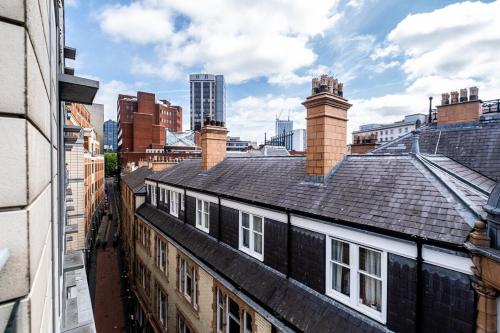 Golden View-Wyndale Living-Central Birmingham photo 13