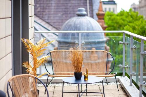 Golden View-Wyndale Living-Central Birmingham photo 19