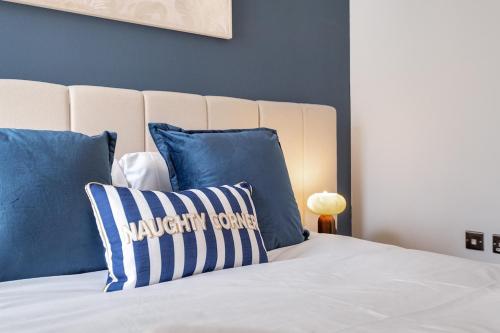 Golden View-Wyndale Living-Central Birmingham photo 23