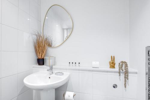 Golden View-Wyndale Living-Central Birmingham photo 31