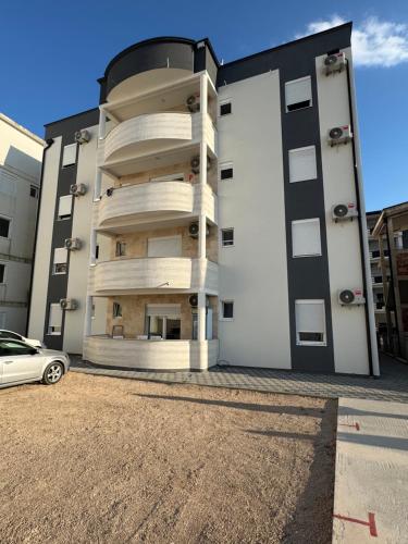 Budova, kde se apartmán nachází