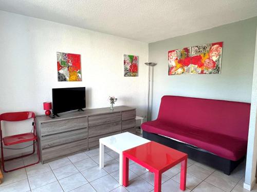 Charmant 2 pièces cabine moderne, parking inclus, proche plage et commerces, animaux admis