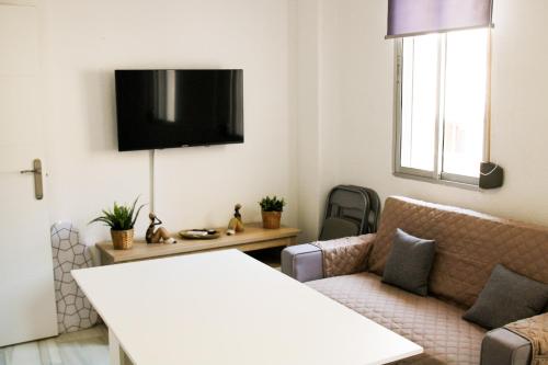 Μια τηλεόραση ή/και κέντρο ψυχαγωγίας στο Duplex-Loft Albaycín
