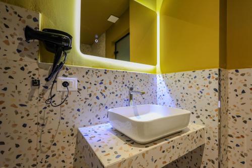 Ένα μπάνιο στο Grandstay Studios